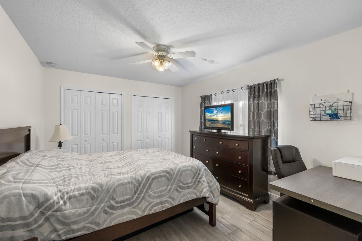 In-Law Suite - Bedroom